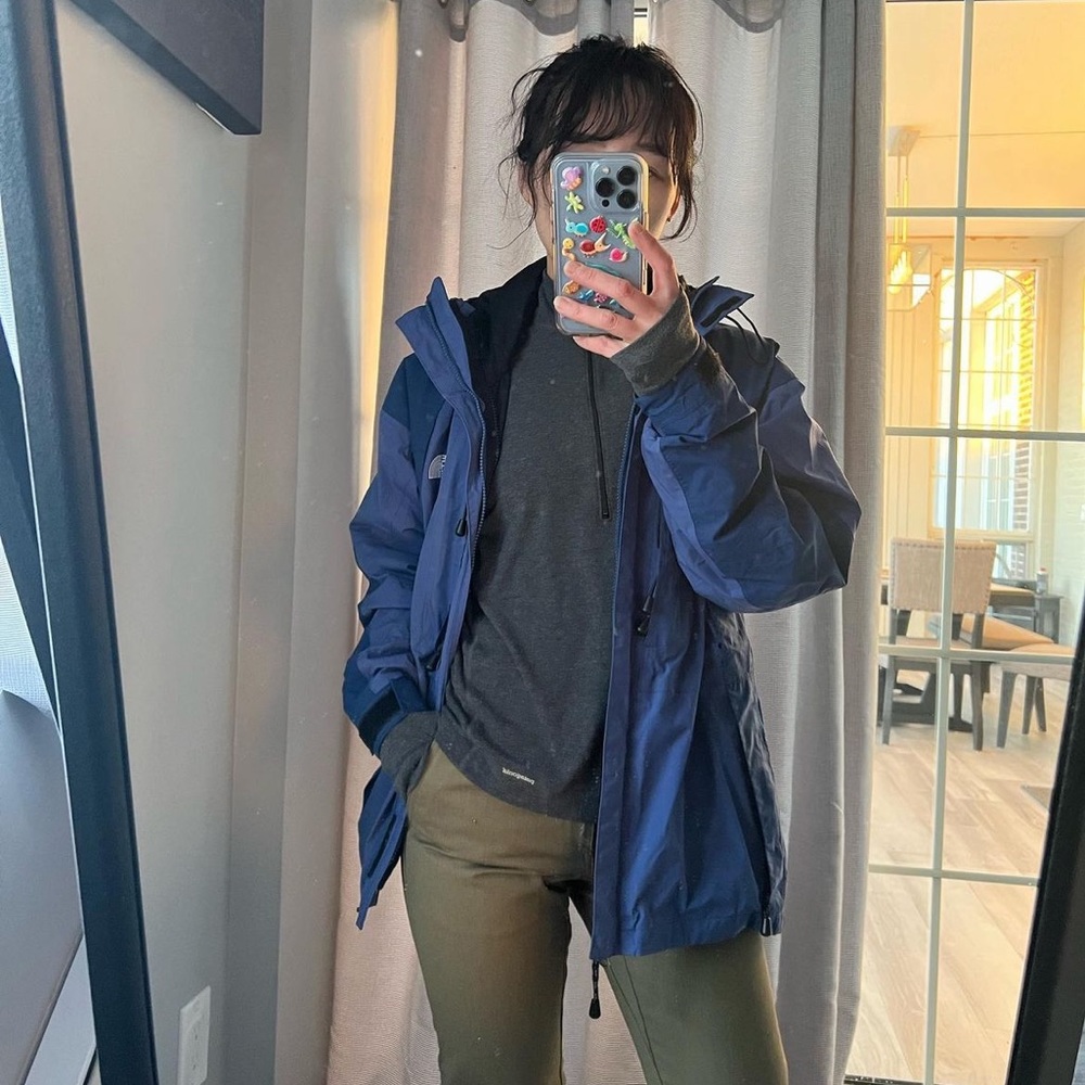 SOLD North-face Vintage Summit series Gore-tex jacket